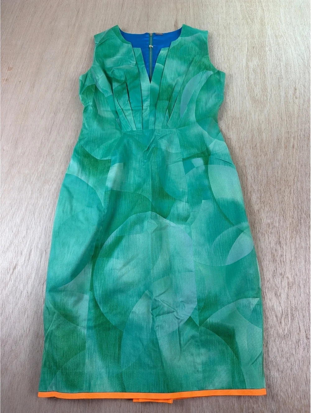Elie Tahari Green Abstract Pleated Sheath Dress | Sleeveless Cocktail | Size 6